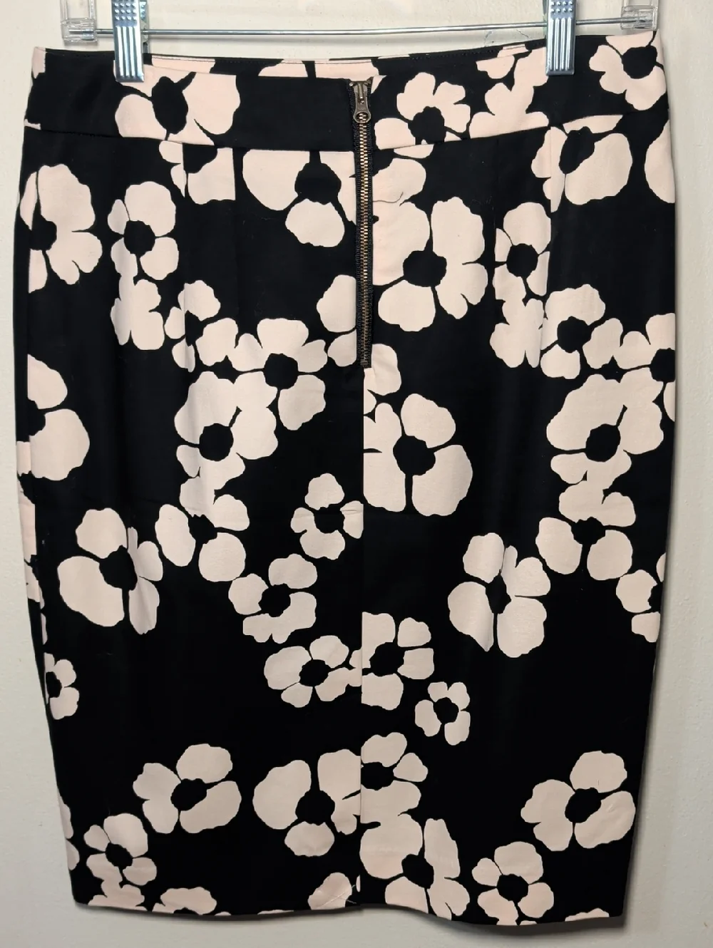 Loft Black + White Floral Pencil Skirt Cotton Stretch Preppy NEW Women's Size 6